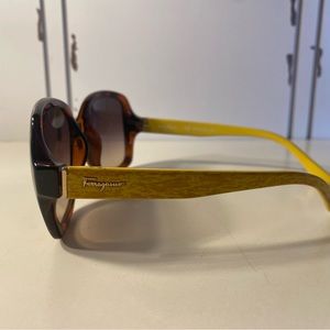 Salvatore Ferragamo Sunglasses SF715S Brown Gradient